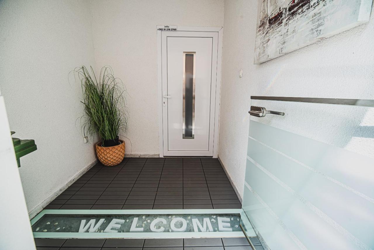 Downtown Park Apartments With Balcony Vodice Ngoại thất bức ảnh