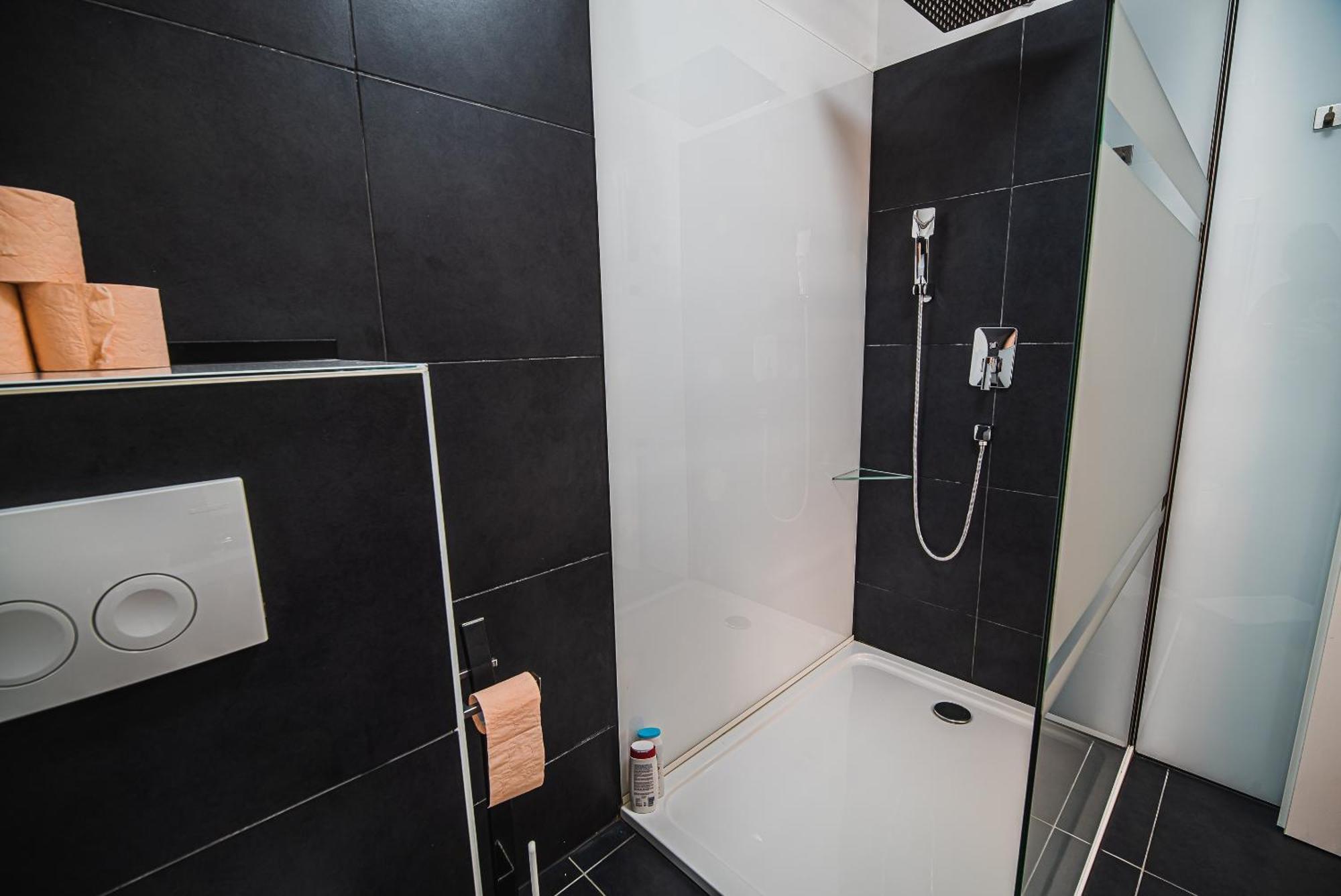 Downtown Park Apartments With Balcony Vodice Phòng bức ảnh