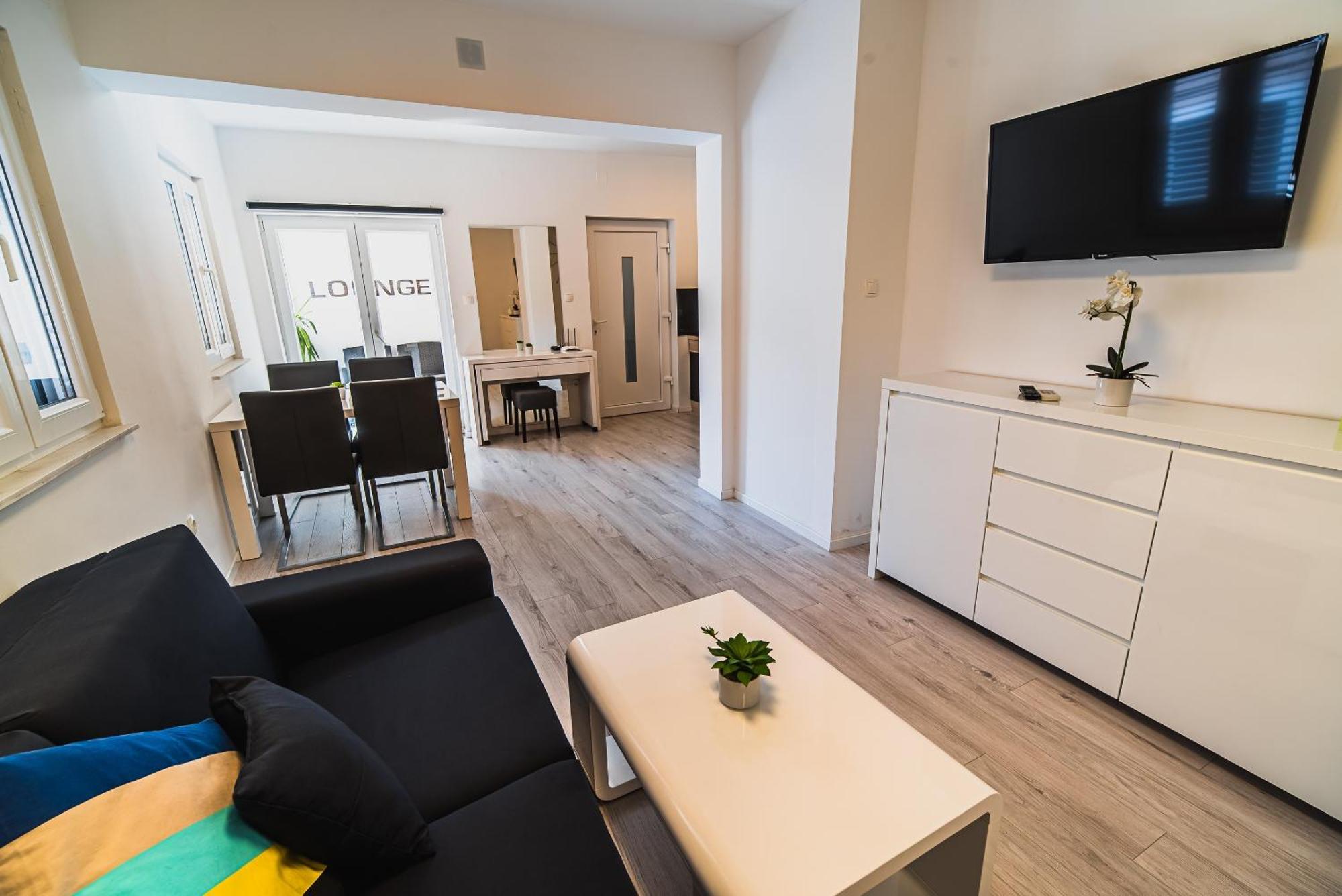 Downtown Park Apartments With Balcony Vodice Phòng bức ảnh