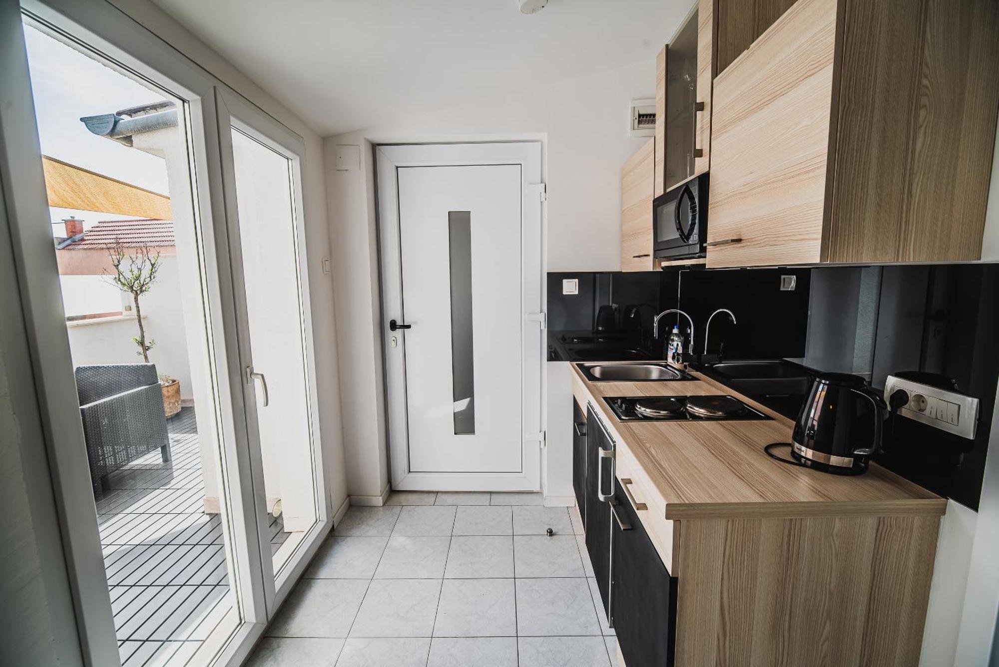 Downtown Park Apartments With Balcony Vodice Phòng bức ảnh