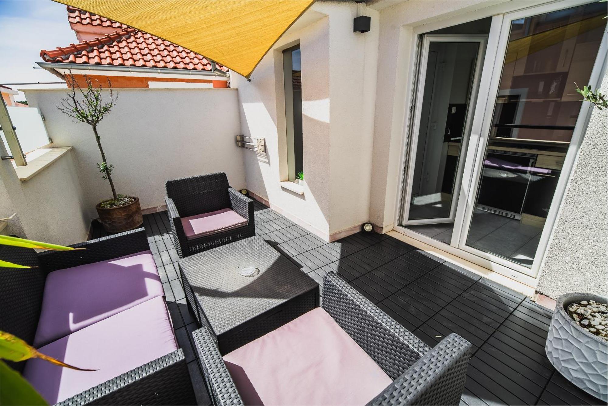 Downtown Park Apartments With Balcony Vodice Phòng bức ảnh